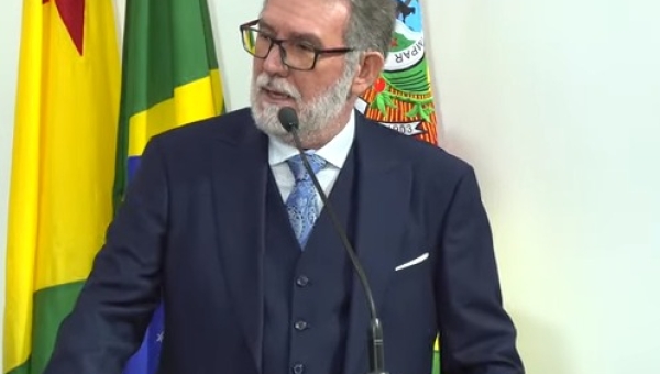 Desembargador Luís Camolez diz emocionado que crianças são prioridades para o Judiciário acreano